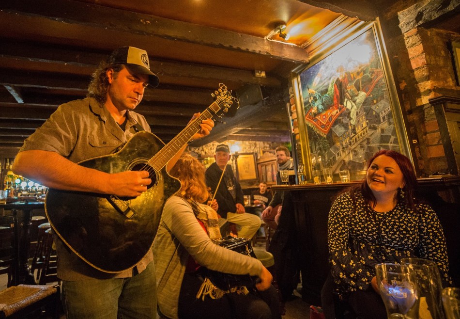 30052111_2006717542690466_6011045389511831768_o